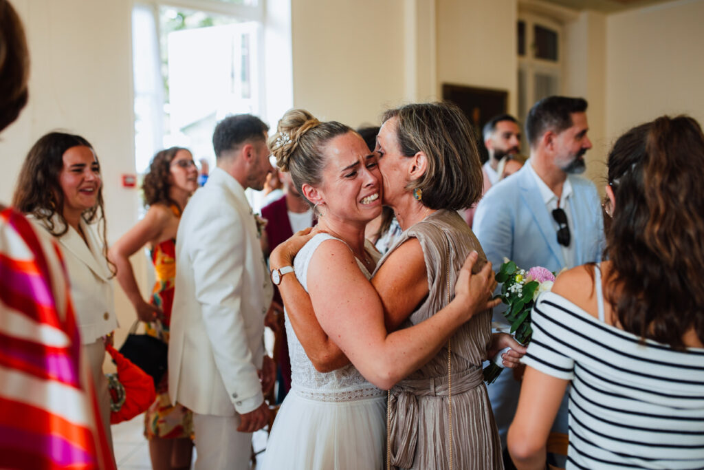 mariage bidache photographe lifestyle - photographe mariage pays basque - photographe mariage landes - reportage mariage - photographe mariage ile Maurice - destination wedding photographes - domaine mariage pays basque - mariage mixte - Charline Photography