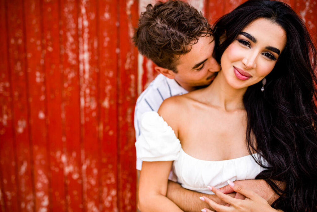 Séance photo urbain dans les rues colorées de Bayonne, Pays Basque