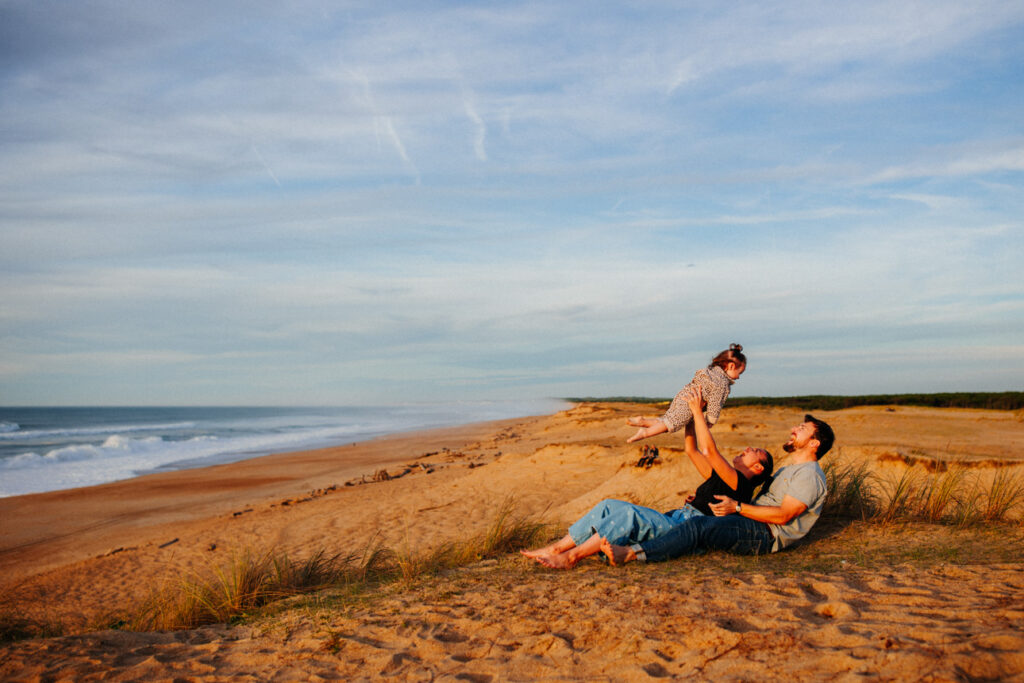 séance photo famille plage chapelle Sainte Thérèse à Labenne, Landes